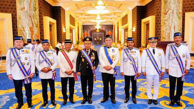 Kapolri Jenderal Listyo Sigit Prabowo terima penghargaan Panglima Gagah Pasukan Polis dari Kerajaan Malaysia.