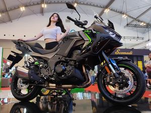 Kawasaki Hadirkan Inovasi Motor Berperforma Tinggi dengan Teknologi Modern