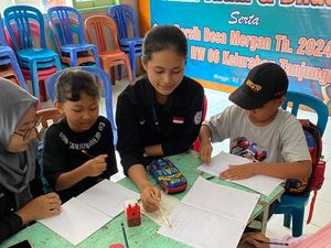 Panggilan Hati Komunitas Laskar Belajar Dampingi Anak di Kampung Pemulung