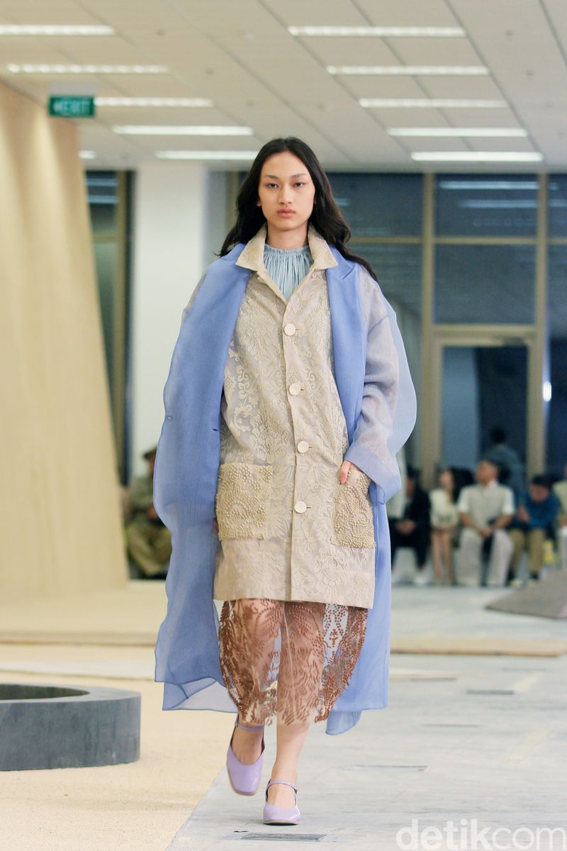 Koleksi Sapto Djojokartiko Spring/Summer 2025