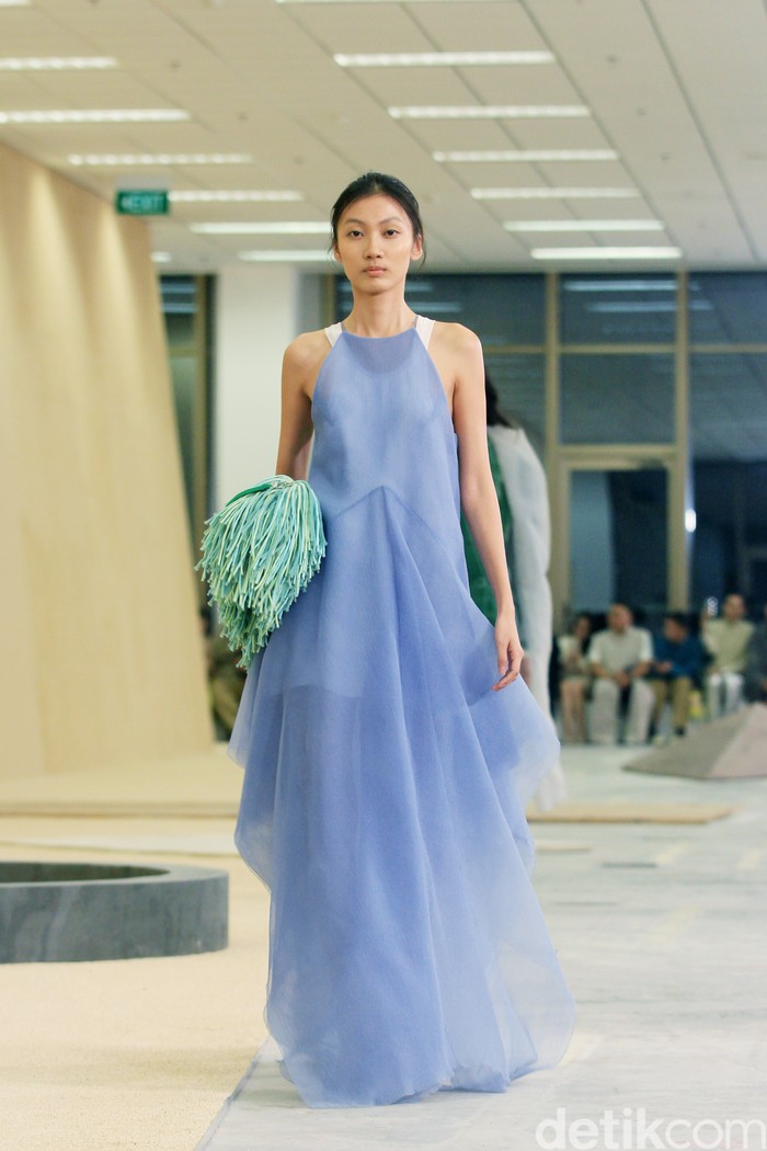 Koleksi Sapto Djojokartiko Spring/Summer 2025