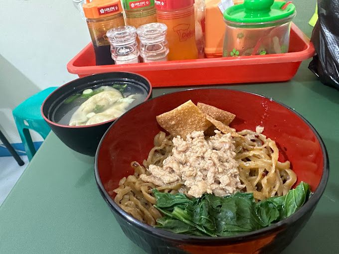 Mie chili oil versi UMKM