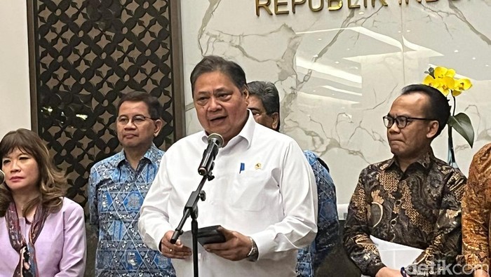 Pertemuan antara Menko Perekonomian Airlangga Hartarto dan APINDPO