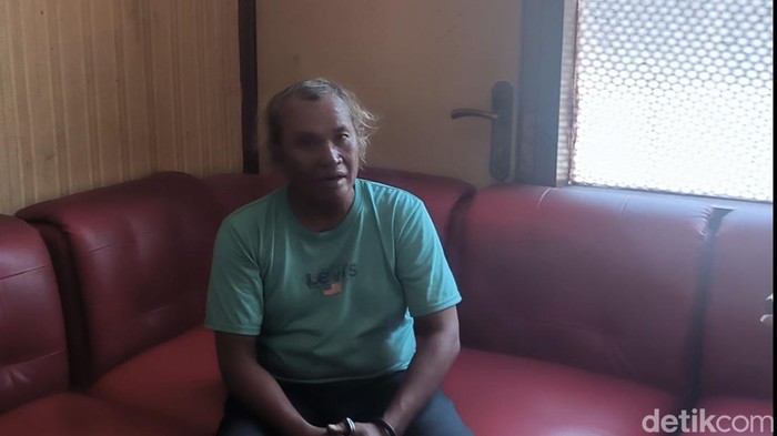 Pria yang carok di Gresik