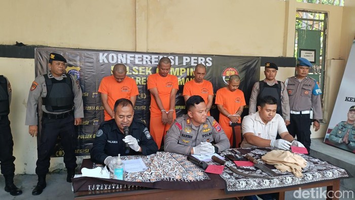 Rilis kasus pembacokan Balecatur di Polsek Gamping, Rabu (30/10/2024)
