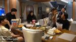 Serunya Rizky Febian dan Mahalini Saat Masak dan Makan Bersama