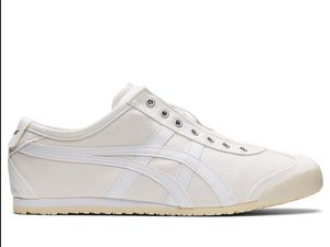 7 Rekomendasi Sneakers Putih untuk Wanita yang Modelnya Kekinian