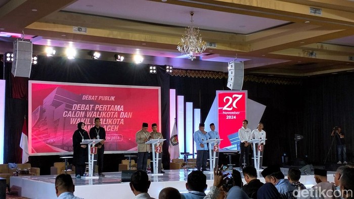 Suasana debat Pilwalkot Banda Aceh