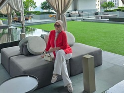 7 Foto Terbaru Syahrini Usai 3 Bulan Lahiran, Sudah Mulai Kembali Langsing