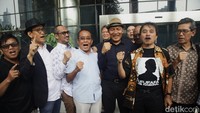 Abraham mengungkapkan saat pertemuan itu, mereka juga membahas dugaan obstraction of justice atau menghalang halangi penyidikan yang dilakukan Jokowi saat menjabat sebagai Presiden. Hal itu disebut terjadi ketika KPK dipimpin Agus Raharjo. Saat itu, kata Abraham, Jokowi marah dan memerintahkan Agus untuk tidak meneruskan proses kasus korupsi e-KTP.  