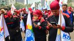 Aksi Buruh Kawal Putusan MK Soal Omnibus Law