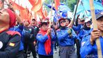 Aksi Buruh Kawal Putusan MK Soal Omnibus Law