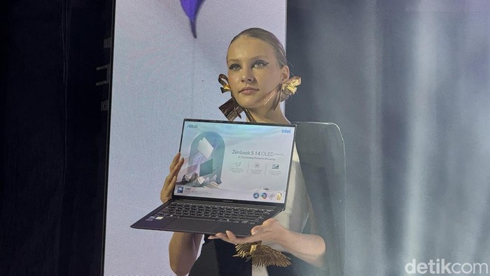 Asus Zenbook S 14 OLED