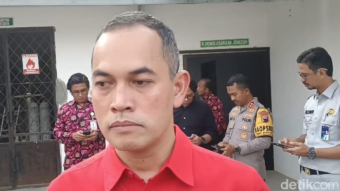 Direktur Utama (Dirut) TvOne, Taufan Eko Nugroho di RS Islam Al Ikhas Pemalang, Kabupaten Pemalang, Jawa Tengah, Kamis (31/10/2024) petang.