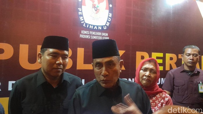 Edy-Hasan saat konferensi pers usai debat pertama Pilgub Sumut 2024 (Nizar Aldi/detikSumut)