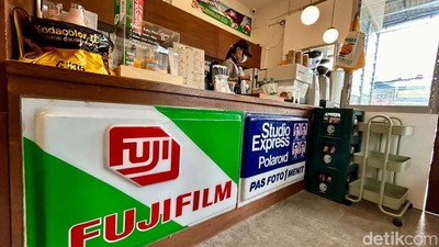 Jangan Salah, Ini Tempat Ngopi Bukan Studio Foto