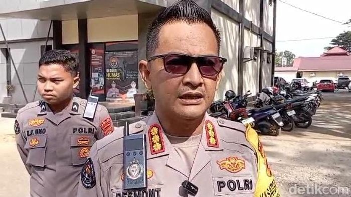 Kabid Humas Polda Gorontalo Kombes Desmont Harjendro.