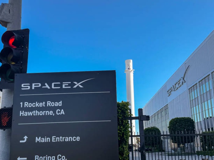 Hawthorne, California, USA-June 27, 2024: Exterior view of SpaceX headquarters located in Hawthorne, California. Photographed on the street level of Crenshaw Blvd. SpaceX is the aerospace firm founded by Elon Musk.