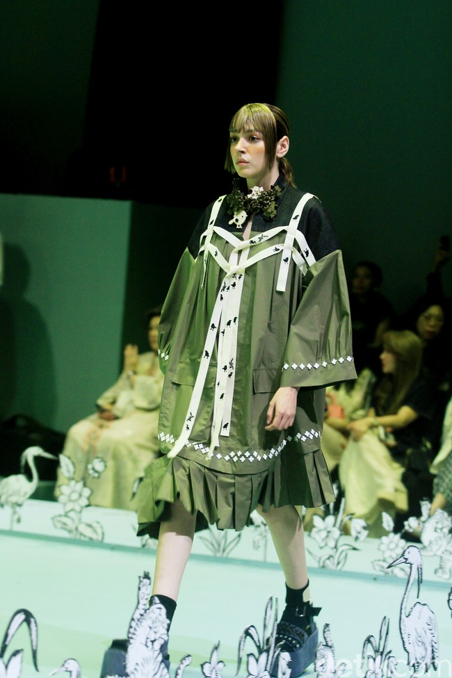 Fashion show Studio 133 Biyan Spring/Summer 2025 di Intercontinental Hotel, Pondok Indah, Senin [28/10/2024]. Menampilkan 110 busana, Biyan menceritakan tentang keseimbangan dalam kehidupan melalui koleksi terbarunya ini. Foto: Mohammad Abduh/detikcom.