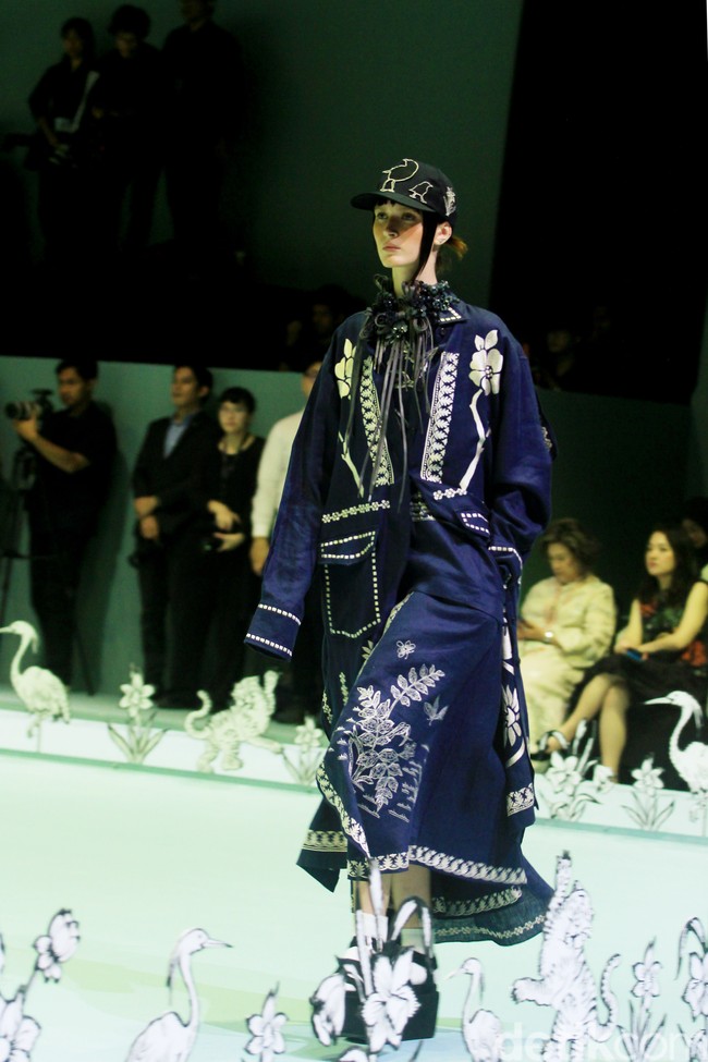 Fashion show Studio 133 Biyan Spring/Summer 2025 di Intercontinental Hotel, Pondok Indah, Senin [28/10/2024]. Menampilkan 110 busana, Biyan menceritakan tentang keseimbangan dalam kehidupan melalui koleksi terbarunya ini. Foto: Mohammad Abduh/detikcom.