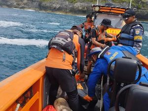 Pelajar Tewas Terseret Ombak di Pantai Kelingking Anak Drummer Band Matta