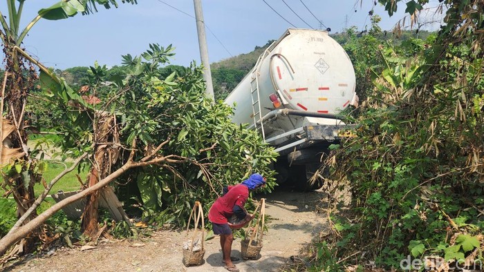 Lokasi truk tangki kecelakaan.