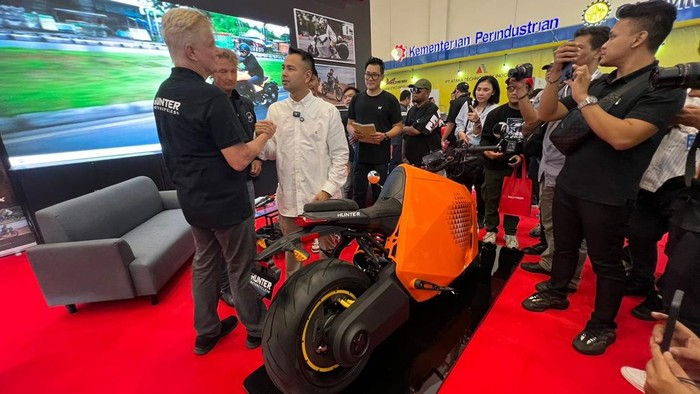 Motor listrik Hunter Davinci