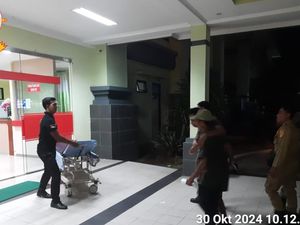 Gangguan Jiwa karena Kehilangan Pekerjaan, Pria Aniaya Ibu Kandung