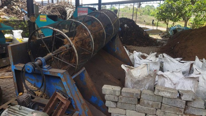 Pemanfaatan limbah dan sampah untuk membuat biomassa (Bachtiar Rifai)