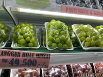 Diduga Kandung Zat Berbahaya, Warga Medan Enggan Beli Anggur Muscat
