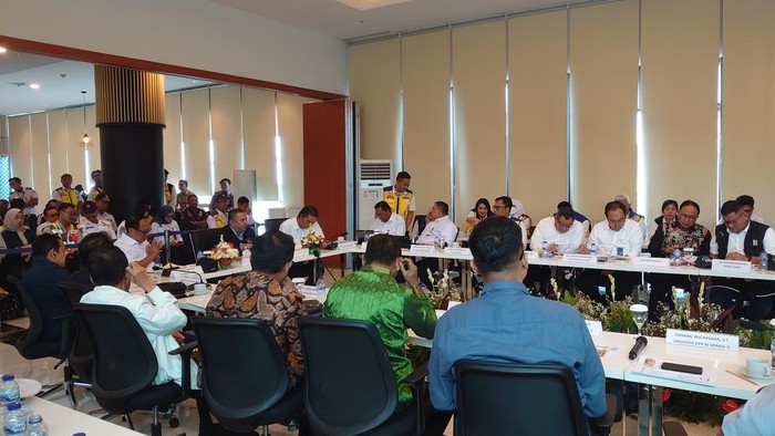 Rapat di Pelabuhan Merak (Iqbal/detikcom)