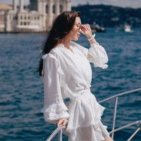 Lahir pada 5 November 1996, saat ini Sabina berusia 28 tahun. Ia memiliki tinggi badan 182 cm dan berposisi sebagai outside hitter. Sabina juga tak hanya pernah bermain di Kazakhstan, melainkan juga Jepang dan Liga Voli Uni Emirat Arab. Foto: Instagram/@altynbekova_20