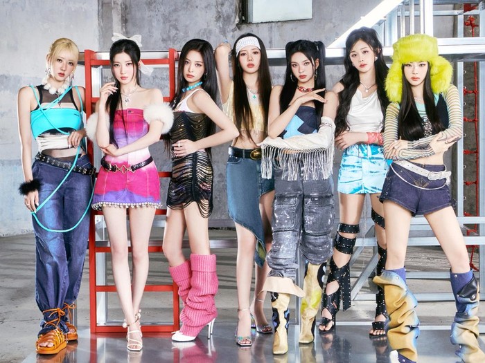 BABYMONSTER Foto BABYMONSTER untuk album Drip.