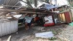Angin Kencang Terjang Kediri, Rumah-rumah Warga Tertimpa Pepohonan