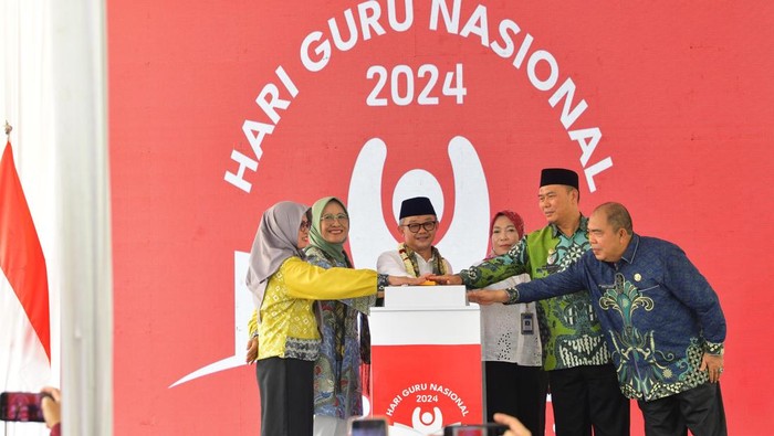bulan guru nasional bulan guru nasional
