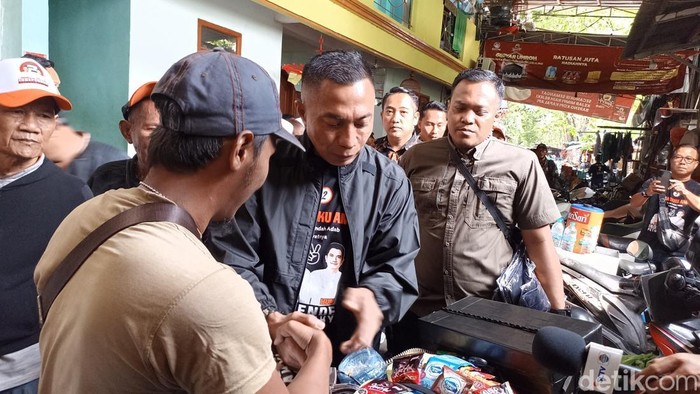 Dharma Pongrekun sapa Komunitas Pedagang Kopi Keliling, Jakarta Pusat,