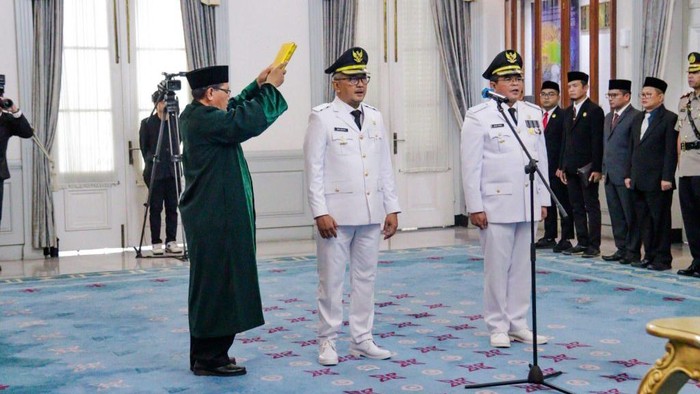 Direktur Penerimaan Layanan Pengaduan Masyarakat (PLPM) KPK, Budi Waluya, dilantik jadi Pj Bupati Ciamis