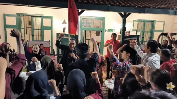 Eri Cahyadi galang dukungan untuk Risma-Gus Hans di Pilgub Jatim