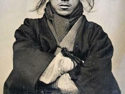 Foto Bersejarah dan Cerita di Baliknya, Sederhana sampai Menyentuh Hati