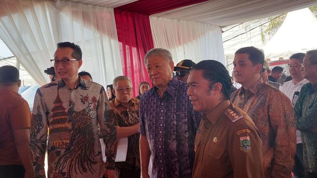 Groundbreaking rumah gratis Menteri PKP Maruarar Sirait dan Aguan/Almadinah-detikcom