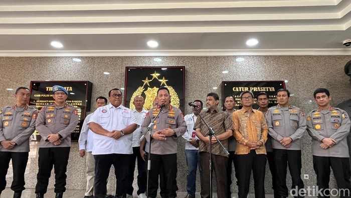 Kapolri Terima Audiensi Kelompok Buruh