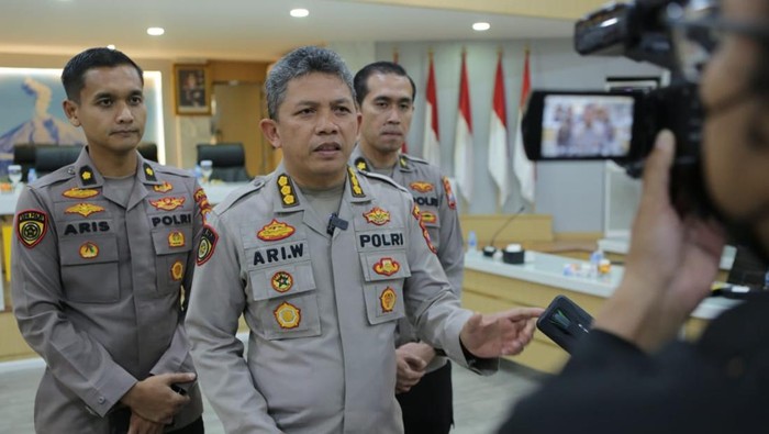 Karo SDM Polda Jatim Kombes Ari Wibowo