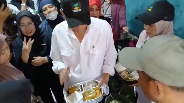 Makan Bergizi Gratis untuk Lansia-Disabilitas