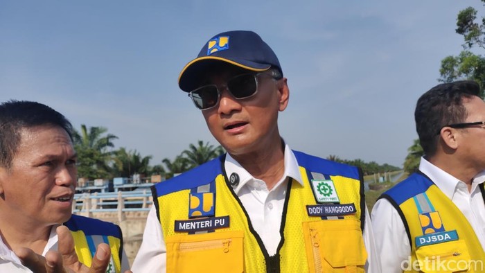 Menteri Pekerjaan Uumu Dody Hanggodo