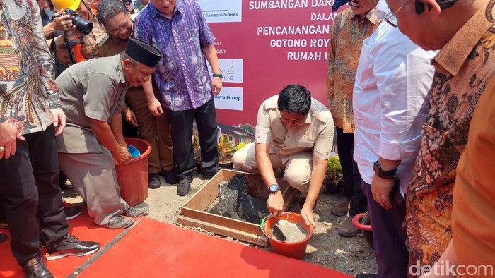 Menteri PKP Maruarar Sirait saat groundbreaking rumah di Tangerang