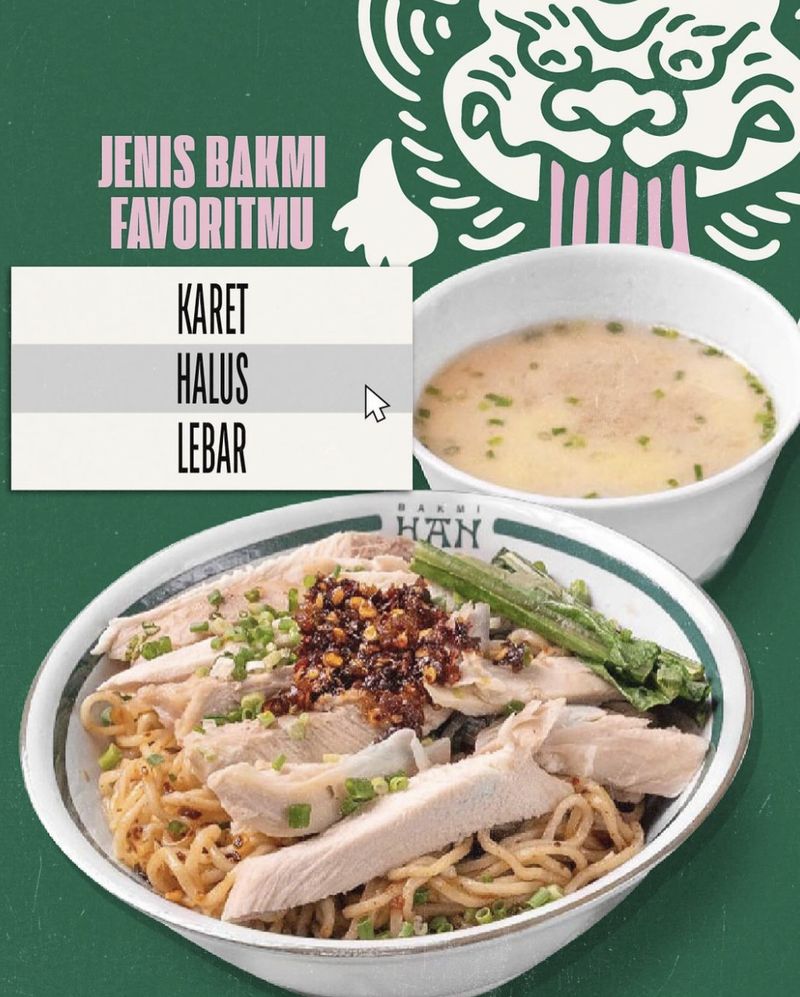 Pedas Mantap! Mie Chili Oil di Sini Pakai Bahan-bahan Premium