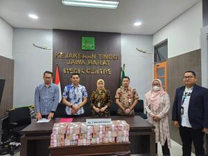 Kejati Jabar Terima Pengembalian Duit Korupsi Kampus di Bekasi Rp 7 M