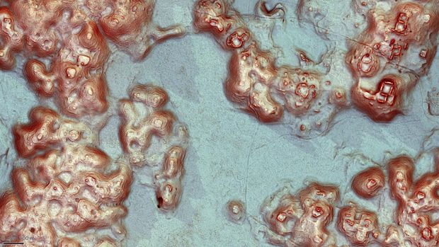 Peta dan hasil survei lidar di Campeche, Meksiko temukan kota hilang peradaban Maya beserta piramidanya.