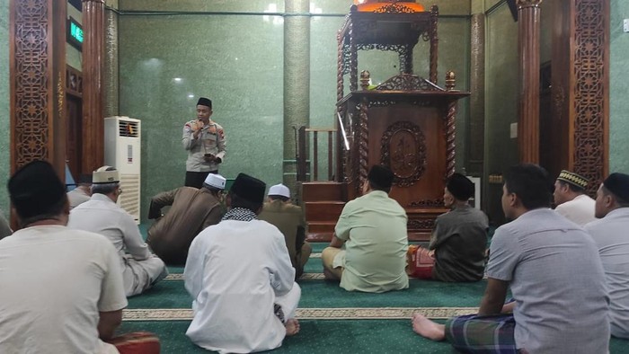Polda Metro Jaya mengajak masyarakat untuk ikut menjaga keamanan dan ketertiban serta menjaga persatuan. (dok Istimewa)