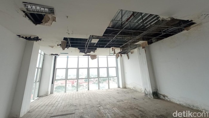 Potret gedung Setda Kota Cirebon.